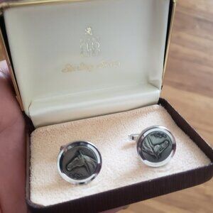 Horse Silver Bla k  uff Links